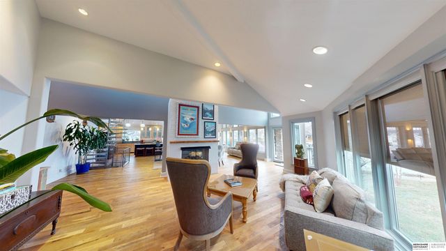 106 Abbey Landing, Valley, NE 68064