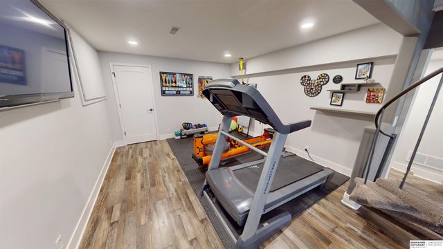 106 Abbey Landing, Valley, NE 68064