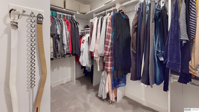 106 Abbey Landing, Valley, NE 68064