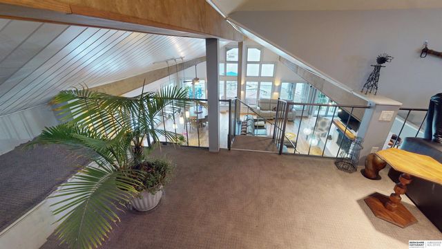 106 Abbey Landing, Valley, NE 68064