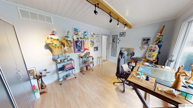 106 Abbey Landing, Valley, NE 68064