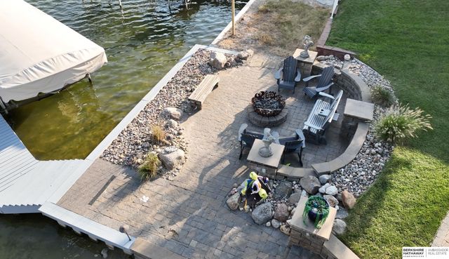 106 Abbey Landing, Valley, NE 68064