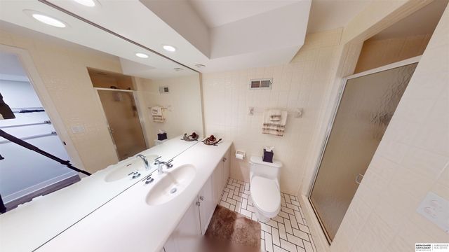 106 Abbey Landing, Valley, NE 68064