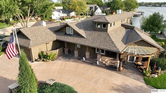 106 Abbey Landing, Valley, NE 68064