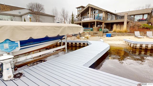 106 Abbey Landing, Valley, NE 68064