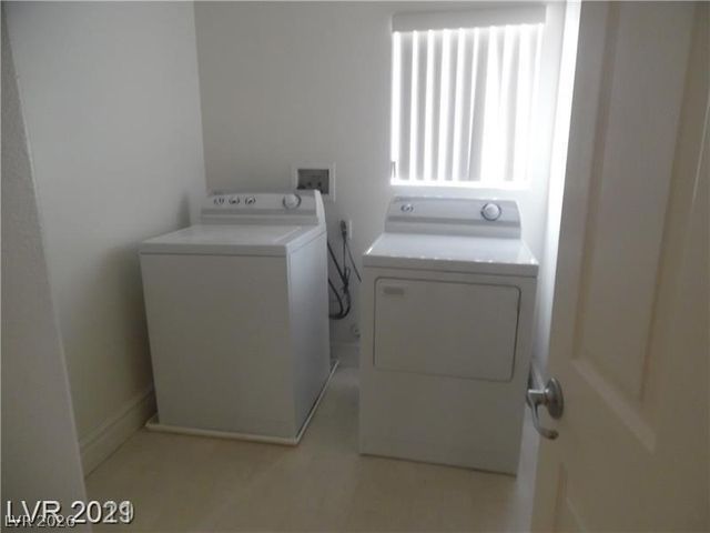 9737 Valmeyer Avenue, Las Vegas, NV 89148