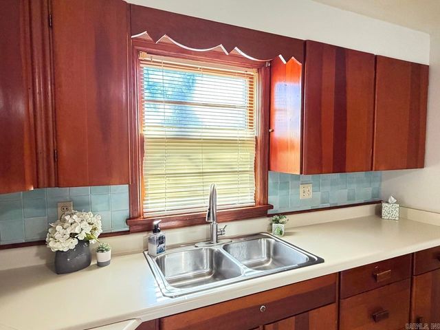 205 Central Ave Avenue, Bay, AR 72411