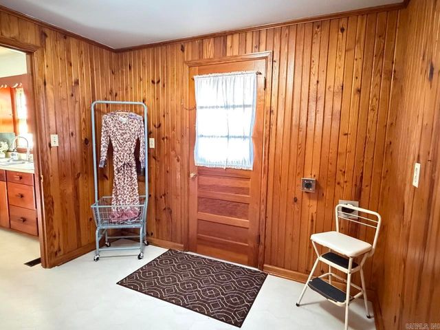 205 Central Ave Avenue, Bay, AR 72411