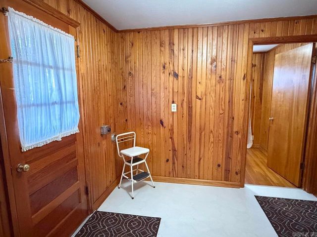 205 Central Ave Avenue, Bay, AR 72411