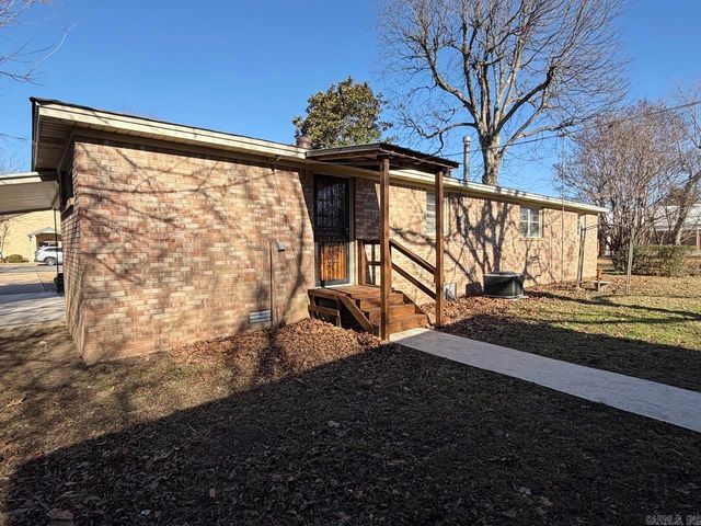 205 Central Ave Avenue, Bay, AR 72411