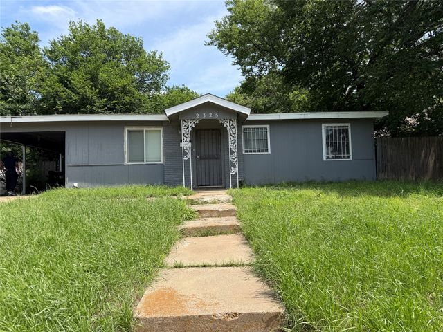 2325 Felder Lane, Fort Worth, TX 76112