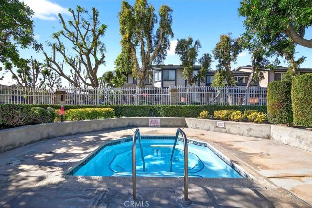 835 Granite Privado, Ontario, CA 91762