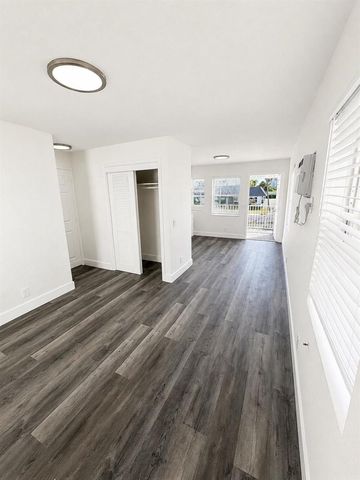 2620 East Way 10, West Palm Beach, FL 33404