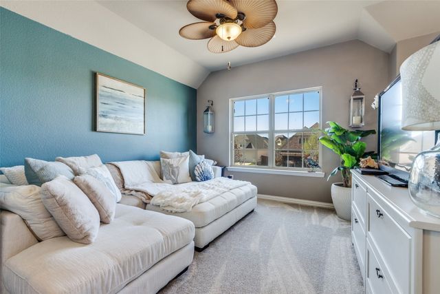 813 Spring Falls Drive, Mckinney, TX 75071