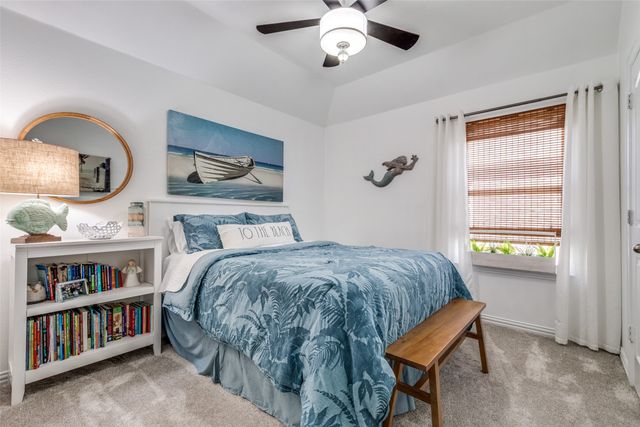 813 Spring Falls Drive, Mckinney, TX 75071