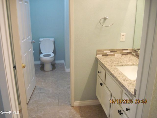 3507 Fairgreen Lane, Palmdale, CA 93551