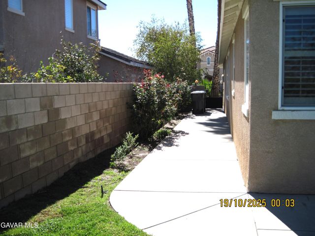 3507 Fairgreen Lane, Palmdale, CA 93551