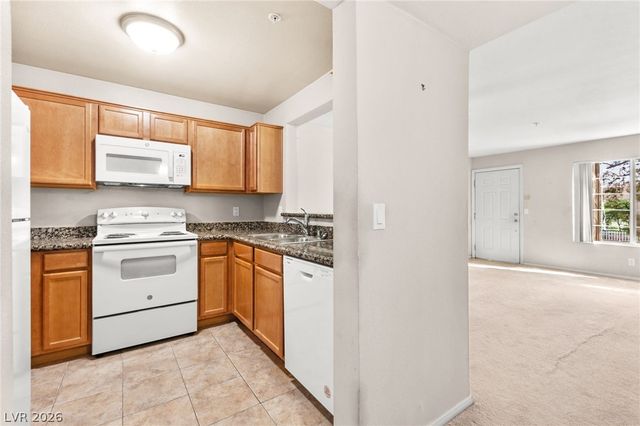 7720 Secret Shore Drive 202, Las Vegas, NV 89128