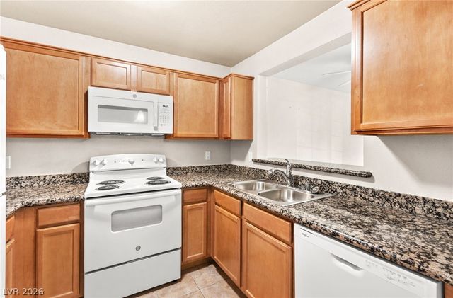 7720 Secret Shore Drive 202, Las Vegas, NV 89128