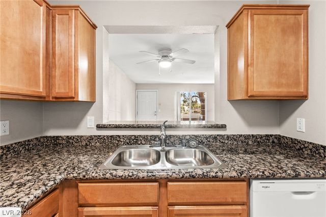 7720 Secret Shore Drive 202, Las Vegas, NV 89128