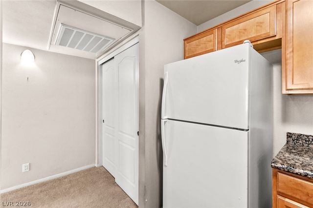 7720 Secret Shore Drive 202, Las Vegas, NV 89128