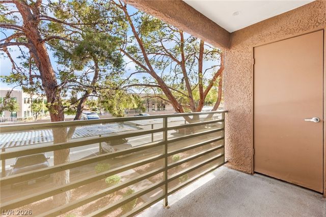 7720 Secret Shore Drive 202, Las Vegas, NV 89128