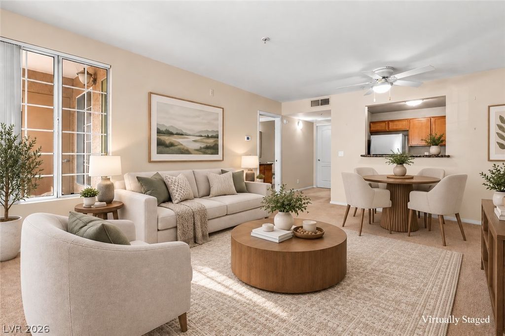 7720 Secret Shore Drive 202, Las Vegas, NV 89128