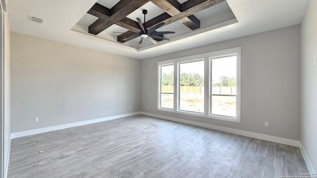 699 James Way, Castroville, TX 78009
