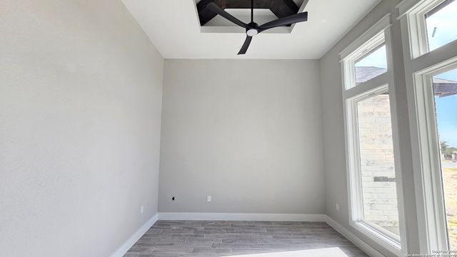 699 James Way, Castroville, TX 78009