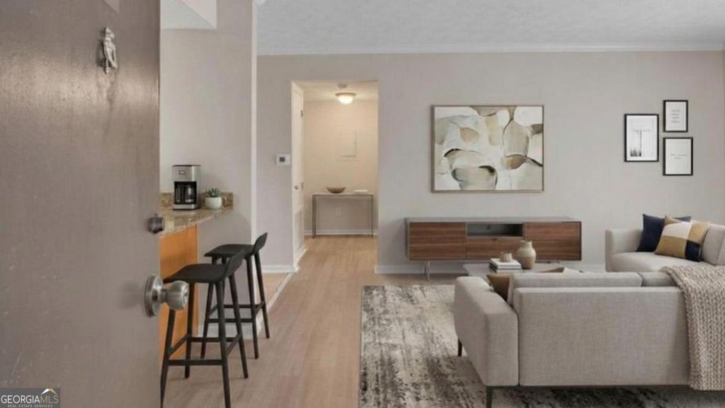 3160 Seven Pines Court 105, Atlanta, GA 30339