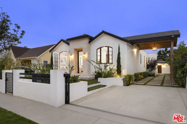 1707 S Stanley Avenue, Los Angeles, CA 90019