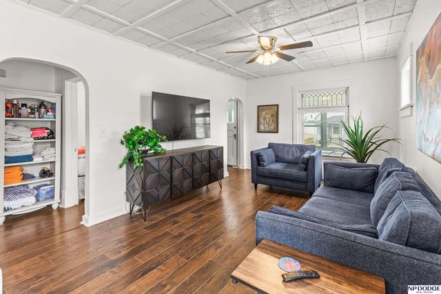 3857 Gold Street, Omaha, NE 68105