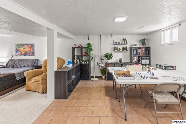 3857 Gold Street, Omaha, NE 68105