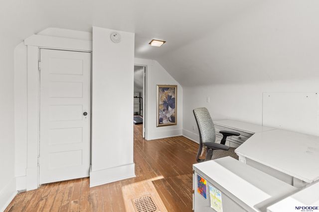 3857 Gold Street, Omaha, NE 68105