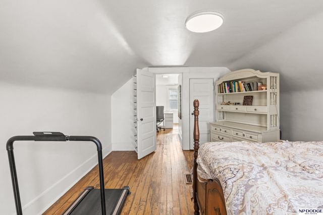 3857 Gold Street, Omaha, NE 68105