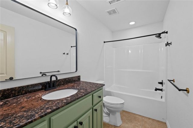 3909 SW Flatrock Avenue, Bentonville, AR 72713