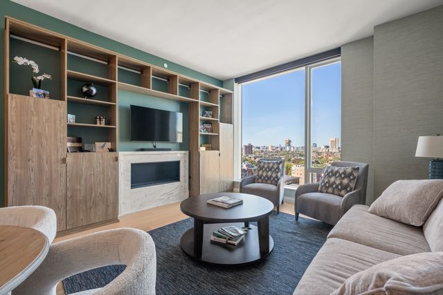 380 Harrison Ave PH1H, Boston, MA 02118