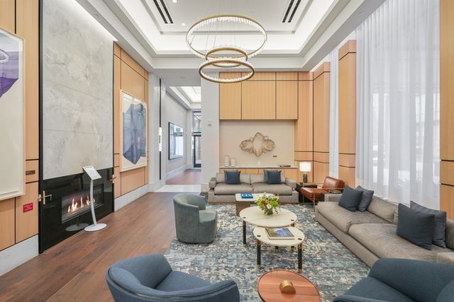 380 Harrison Ave PH1H, Boston, MA 02118