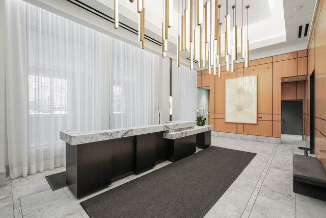 380 Harrison Ave PH1H, Boston, MA 02118