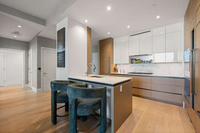 380 Harrison Ave PH1H, Boston, MA 02118