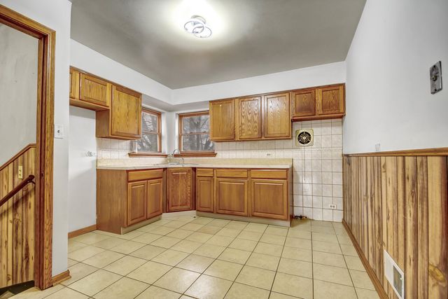 14220 S Eggleston Avenue, Riverdale, IL 60827