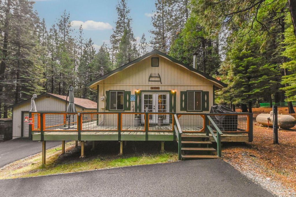 19243 Amador Ave, Pioneer, CA 95666