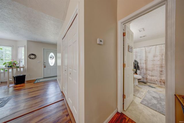 117 & 119 W White Pine Drive, Santa Claus, IN 47579