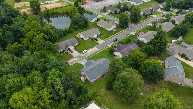 117 & 119 W White Pine Drive, Santa Claus, IN 47579