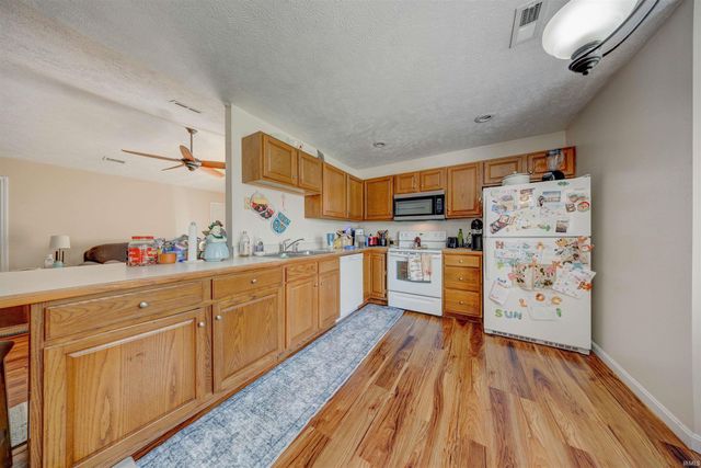 117 & 119 W White Pine Drive, Santa Claus, IN 47579