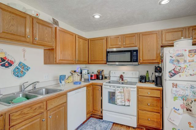 117 & 119 W White Pine Drive, Santa Claus, IN 47579