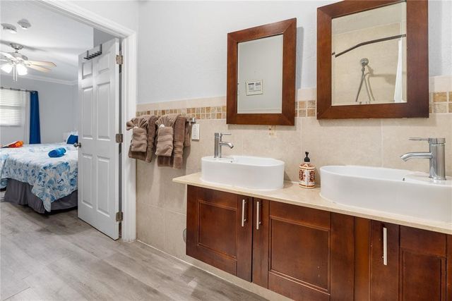 2625 NE 13TH Court 2, Fort Lauderdale, FL 33304
