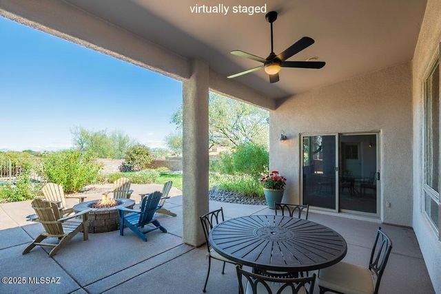 789 E Josephine Canyon Drive, Green Valley, AZ 85614