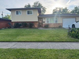 1587 Deporres Drive, Columbus, OH 43219