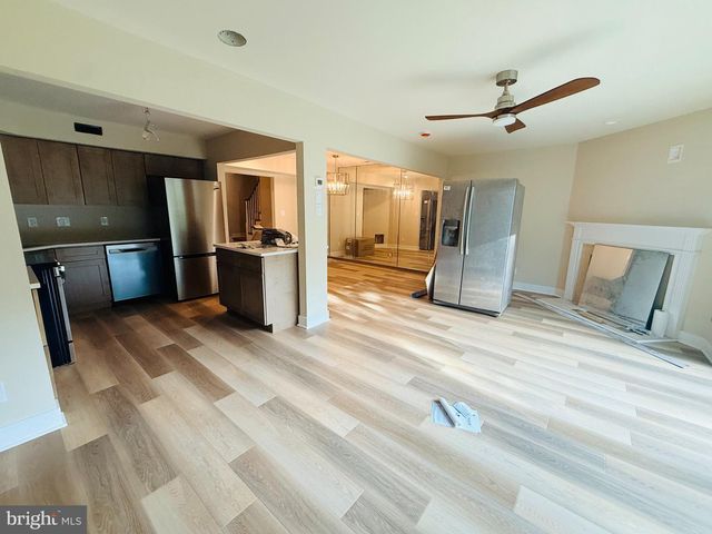 123 LAMPLIGHTER CT, Marlton, NJ 08053
